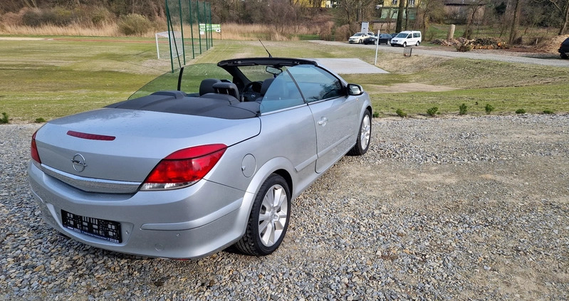 Opel Astra cena 14900 przebieg: 153077, rok produkcji 2007 z Nowy Staw małe 232